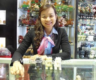 Chị Phương - khách hàng mua Tỳ hưu Bắc Kinh xanh chuẩn BKX-S